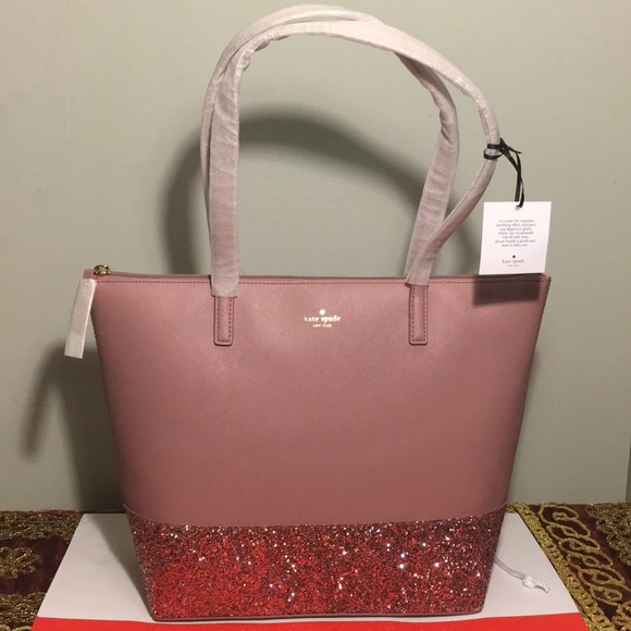 kate spade Handbags - Currently OOS Kate Spade Penny Greta Court Purse